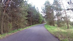 Obrázok z trasy In-line chodník okolo Golf rezortu Kunětická hora