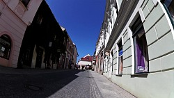 Obrazek z trasy Mikulov – spacer z zabytkowego rynku przez Święte Wzgórze