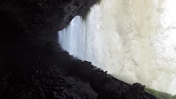 Imagen de ruta Un viaje a la cascada Salto El Sapo en el Parque Nacional Canaima