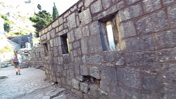 Obrázek z trasy Kotor - výstup po městských hradbách