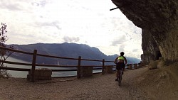 Immagine dalla pista Mountain bike · Ponale - Lago di Ledro